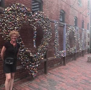 Meet your Posher, Norma